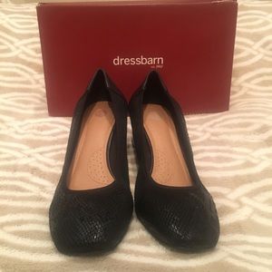 Black Chunky Heel Pumps